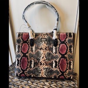 💜💗🤍Beautiful Beijo bag, Straight from the Heart